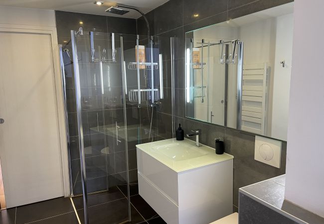 Апартаменты на Cannes - FERN12 Апартаменты на Cannes - FERN12