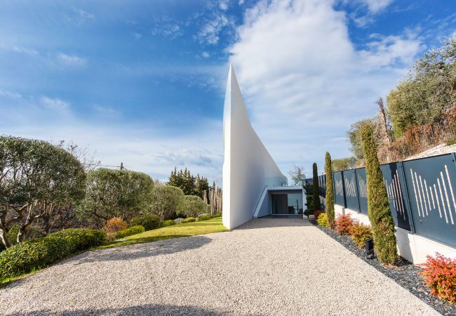 Вилла на Nice - VILLA EDEN By Riviera Holiday Homes Вилла на Nice - VILLA EDEN By Riviera Holiday Homes