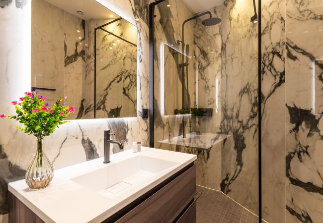 Апартаменты на Cannes - The Six Апартаменты на Cannes - The Six