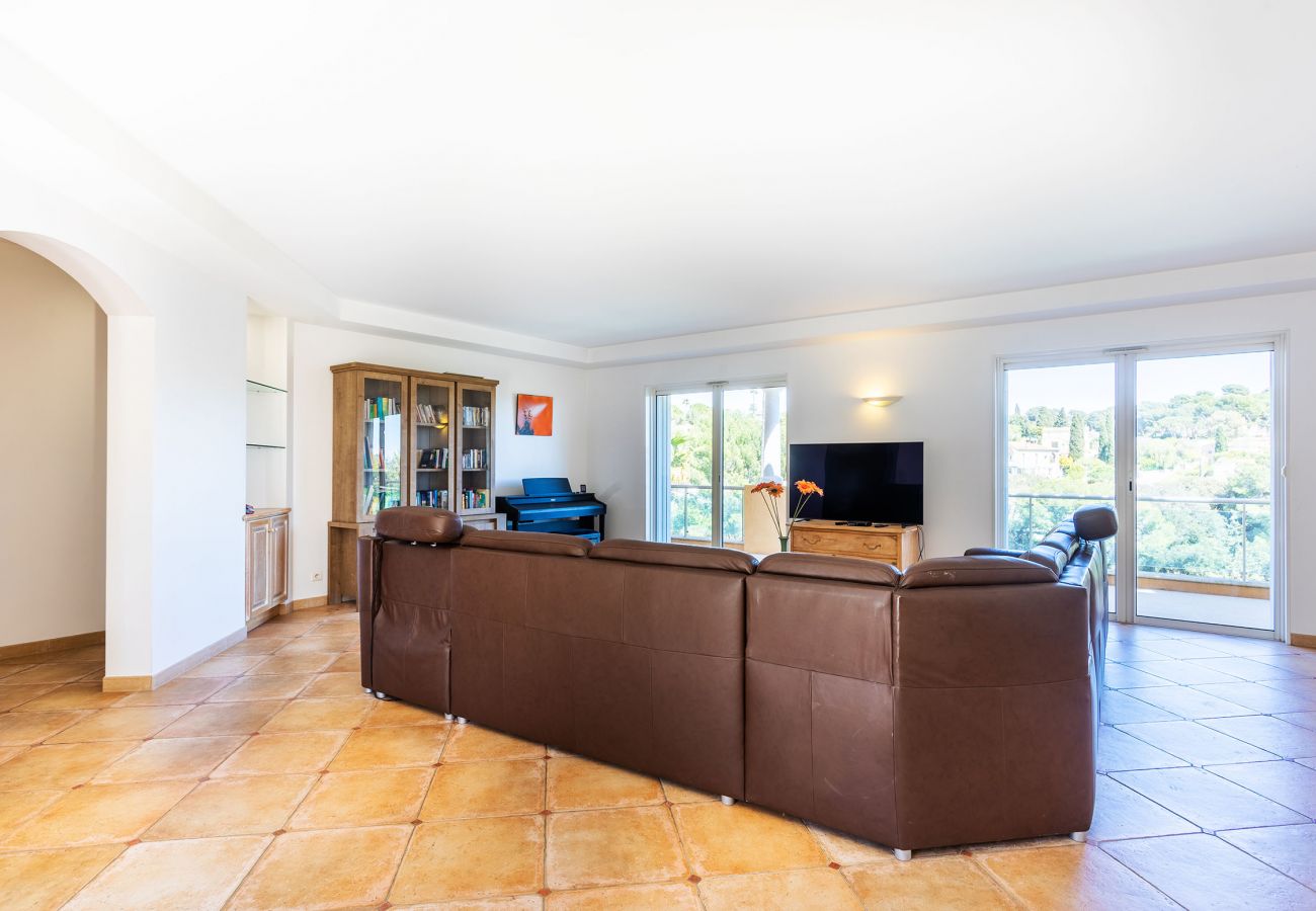 Вилла на Golfe Juan - VILLA PARADISIO VI4351 By Riviera Holiday Homes