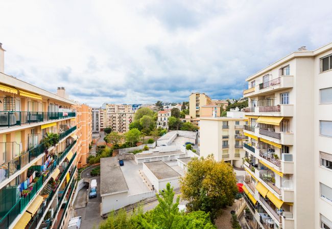 Апартаменты на Nice - LE FRANCE By Riviera Holiday Homes Апартаменты на Nice - LE FRANCE By Riviera Holiday Homes