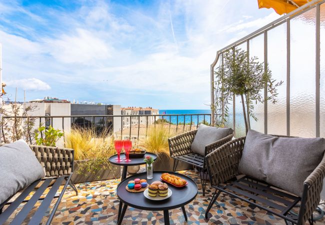 Апартаменты на Nice - LE FRANCE By Riviera Holiday Homes Апартаменты на Nice - LE FRANCE By Riviera Holiday Homes