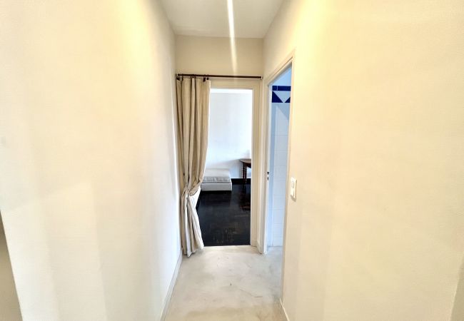 Квартира-студия на Nice - URBAN AP4346 By Riviera Holiday Homes  Квартира-студия на Nice - URBAN AP4346 By Riviera Holiday Homes