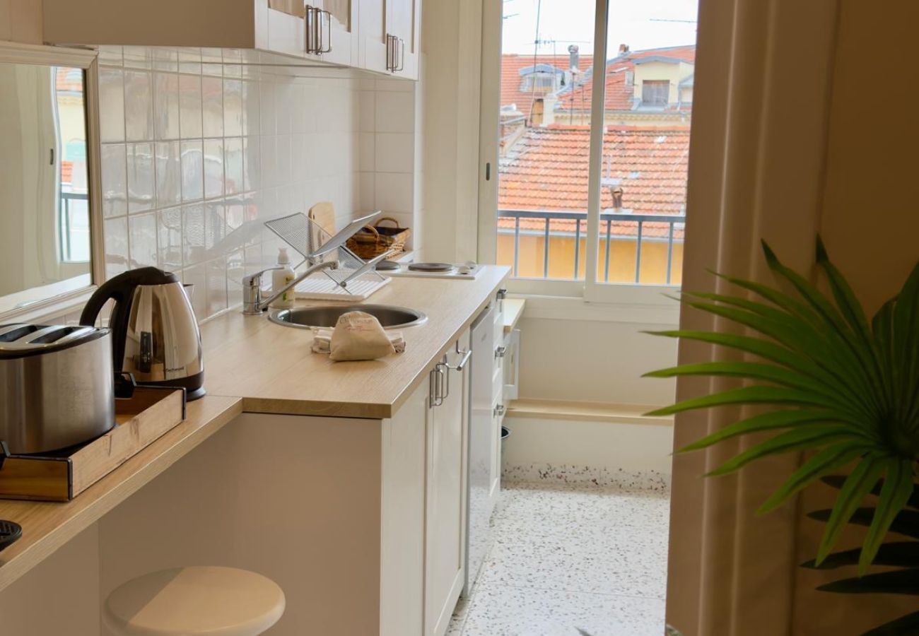 Квартира-студия на Ницца / Nice - URBAN AP4346 By Riviera Holiday Homes 