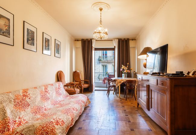 Апартаменты на Ницца / Nice - LE MEDITERRANEE By Riviera Holiday Homes