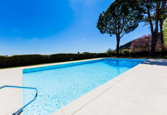 Апартаменты на Villefranche-sur-Mer - LE CALIFORNIA 3 AP4366 By Riviera Holiday Homes  Апартаменты на Villefranche-sur-Mer - LE CALIFORNIA 3 AP4366 By Riviera Holiday Homes