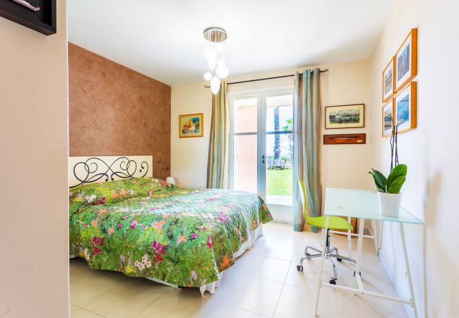 Вилла на Ницца / Nice - VILLA SOLEILLA  VI4367 By Riviera Holiday Homes
