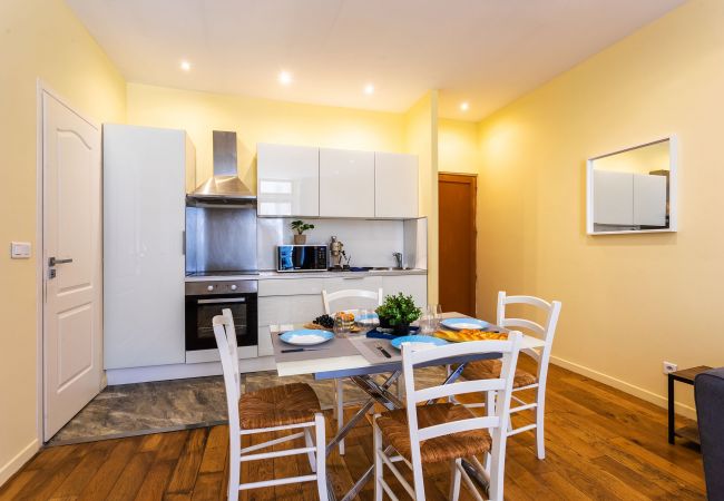 Апартаменты на Nice - LE ST FRANCOIS AP4368 By Riviera Holiday Homes  Апартаменты на Nice - LE ST FRANCOIS AP4368 By Riviera Holiday Homes