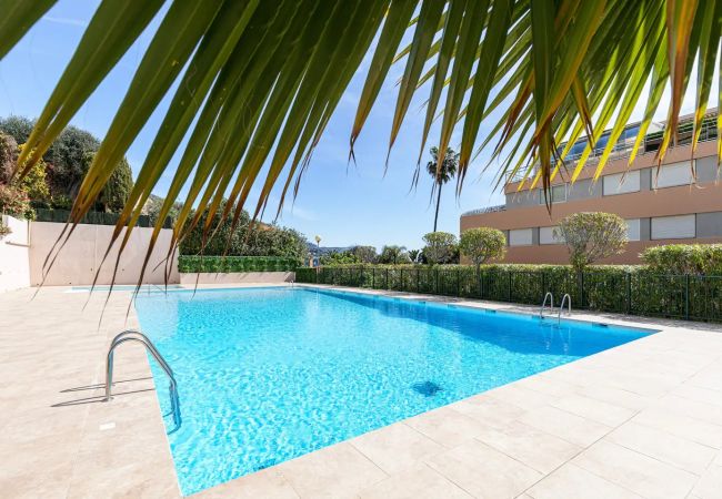 Апартаменты на Villefranche-sur-Mer - Agrianthe Palmiers AP4380 By Riviera Holiday Homes Апартаменты на Villefranche-sur-Mer - Agrianthe Palmiers AP4380 By Riviera Holiday Homes