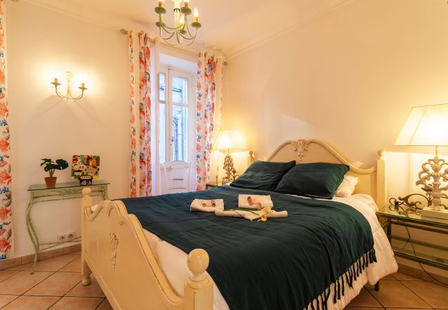 Апартаменты на Villefranche-sur-Mer -  VOLTI ON THE BAY AP4386 By Riviera Holiday Homes  Апартаменты на Villefranche-sur-Mer -  VOLTI ON THE BAY AP4386 By Riviera Holiday Homes