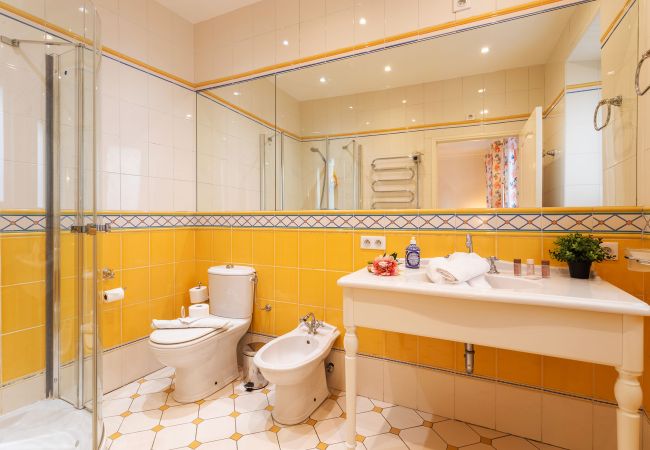 Апартаменты на Villefranche-sur-Mer -  VOLTI ON THE BAY AP4386 By Riviera Holiday Homes  Апартаменты на Villefranche-sur-Mer -  VOLTI ON THE BAY AP4386 By Riviera Holiday Homes