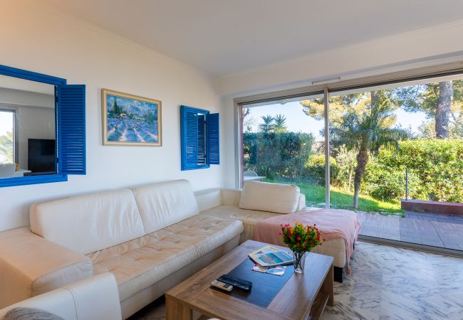 Апартаменты на Nice - BELLES TERRES 2 AP4392 By Riviera Holiday Homes Апартаменты на Nice - BELLES TERRES 2 AP4392 By Riviera Holiday Homes