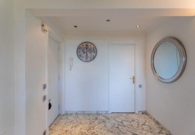 Апартаменты на Nice - BELLES TERRES 2 AP4392 By Riviera Holiday Homes Апартаменты на Nice - BELLES TERRES 2 AP4392 By Riviera Holiday Homes