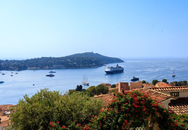Вилла на Villefranche-sur-Mer - VILLA  BELLE VUE VI4394 By Riviera Holiday Homes Вилла на Villefranche-sur-Mer - VILLA  BELLE VUE VI4394 By Riviera Holiday Homes