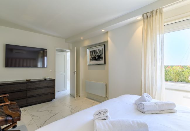 Вилла на Villefranche-sur-Mer - VILLA  BELLE VUE VI4394 By Riviera Holiday Homes Вилла на Villefranche-sur-Mer - VILLA  BELLE VUE VI4394 By Riviera Holiday Homes