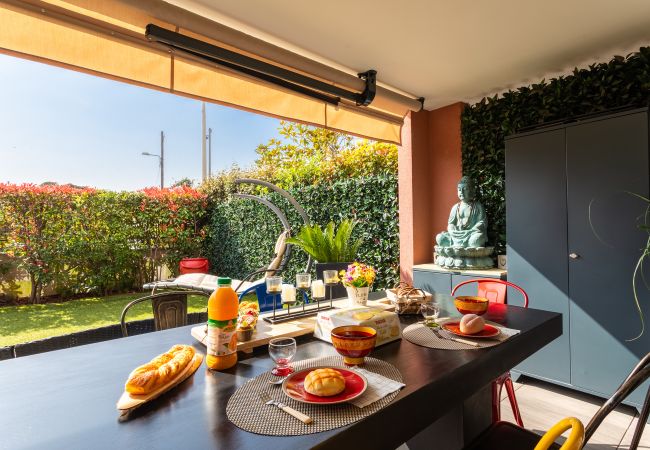 Апартаменты на Ницца / Nice - DOMAINE DES ROSES 3 AP4400 By Riviera Holiday Homes