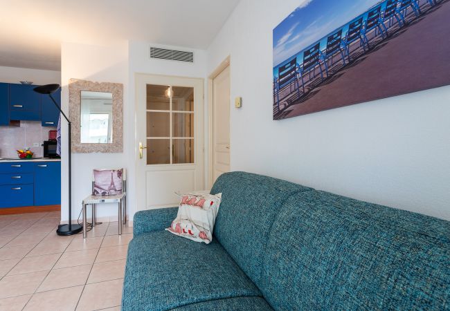 Апартаменты на Nice - PALAIS DES ARTS AP4399 By Riviera Holiday Homes  Апартаменты на Nice - PALAIS DES ARTS AP4399 By Riviera Holiday Homes