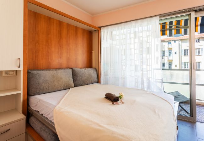 Квартира-студия на Nice - Royal Luxembourg AP4397 By Riviera Holiday Homes Квартира-студия на Nice - Royal Luxembourg AP4397 By Riviera Holiday Homes