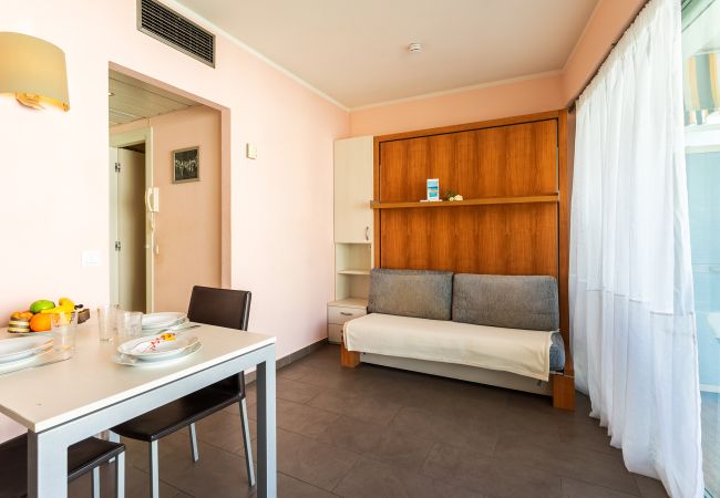 Квартира-студия на Nice - Royal Luxembourg AP4397 By Riviera Holiday Homes Квартира-студия на Nice - Royal Luxembourg AP4397 By Riviera Holiday Homes