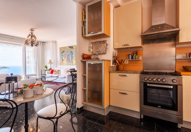 Вилла на Villefranche-sur-Mer -  ROMANTIC VILLA VI4412 By Riviera Holiday Homes  Вилла на Villefranche-sur-Mer -  ROMANTIC VILLA VI4412 By Riviera Holiday Homes