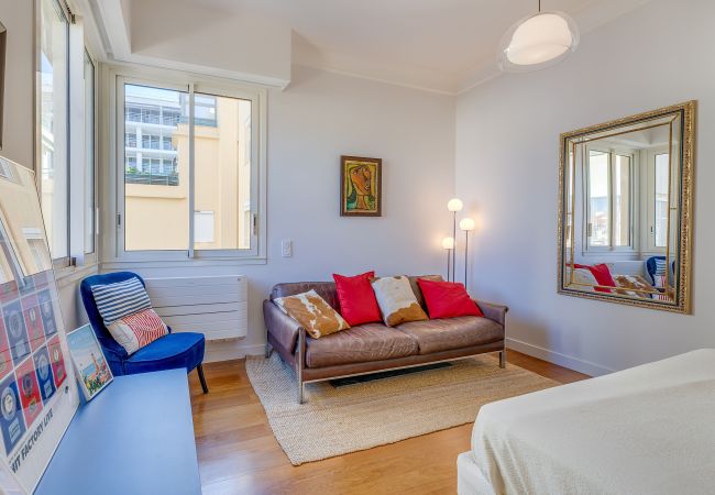 Апартаменты на Nice - LE 3 PROMENADE AP4424 By Riviera Holiday Homes  Апартаменты на Nice - LE 3 PROMENADE AP4424 By Riviera Holiday Homes