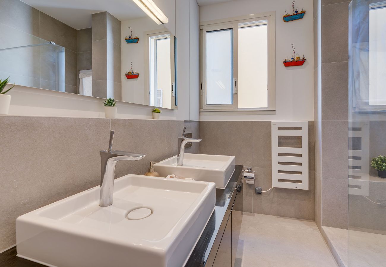 Апартаменты на Ницца / Nice - LE 3 PROMENADE AP4424 By Riviera Holiday Homes 