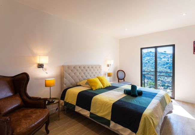 Вилла на La Turbie - LA TURBIE VISTA VI4422 By Riviera Holiday Home Вилла на La Turbie - LA TURBIE VISTA VI4422 By Riviera Holiday Home