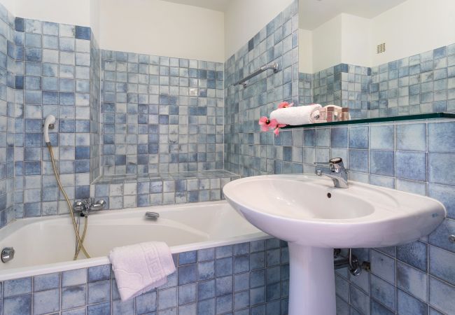 Вилла на Eze - LA SOLEILLADE VI4451 By Riviera Holiday Homes  Вилла на Eze - LA SOLEILLADE VI4451 By Riviera Holiday Homes