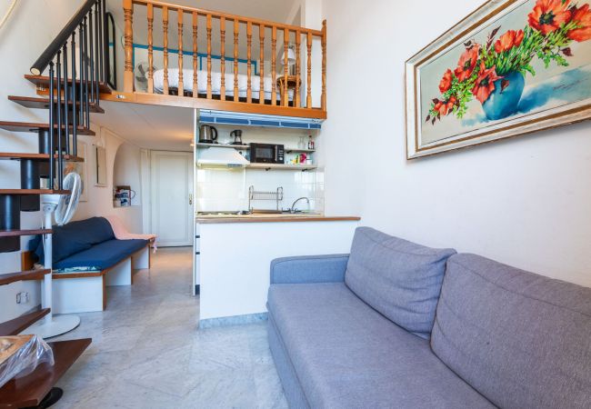 Квартира-студия на Villefranche-sur-Mer - MARINE AP4445 By Riviera Holiday Homes Квартира-студия на Villefranche-sur-Mer - MARINE AP4445 By Riviera Holiday Homes