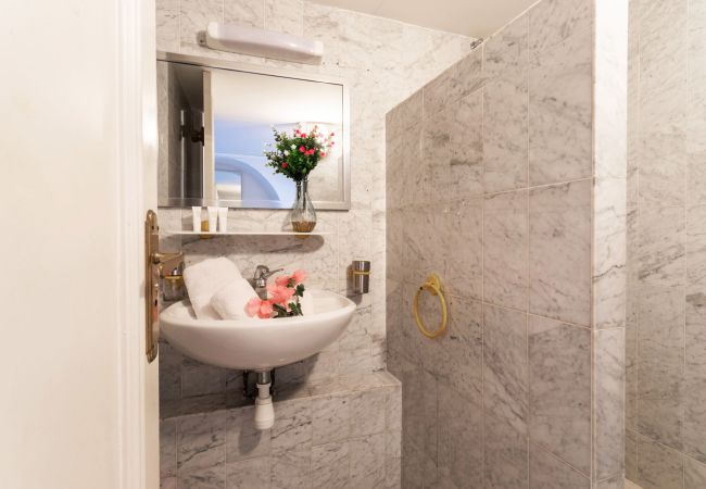 Квартира-студия на Villefranche-sur-Mer - MARINE AP4445 By Riviera Holiday Homes Квартира-студия на Villefranche-sur-Mer - MARINE AP4445 By Riviera Holiday Homes