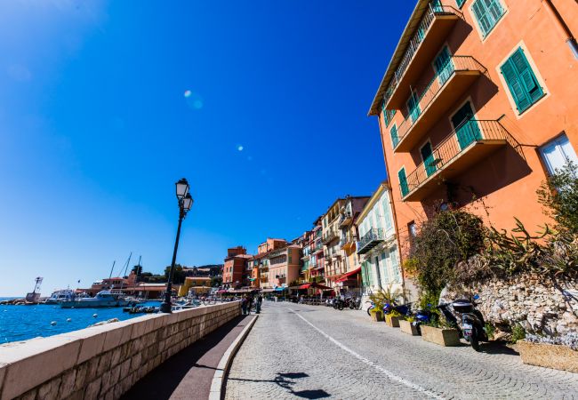 Квартира-студия на Villefranche-sur-Mer - MARINE AP4445 By Riviera Holiday Homes Квартира-студия на Villefranche-sur-Mer - MARINE AP4445 By Riviera Holiday Homes