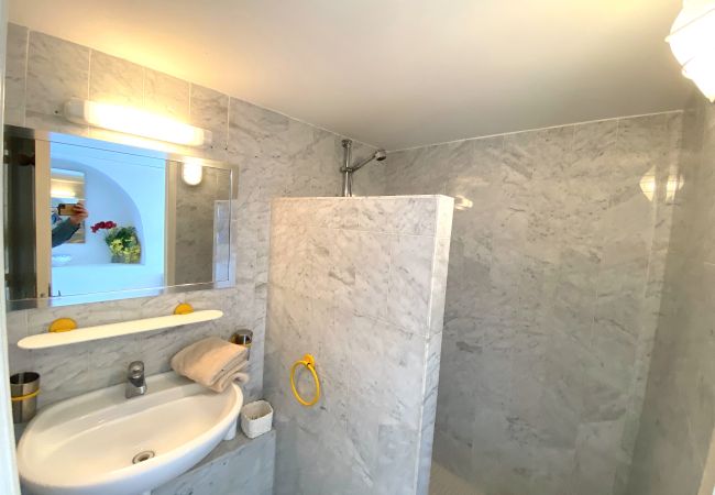 Квартира-студия на Villefranche-sur-Mer - MARINE AP4445 By Riviera Holiday Homes Квартира-студия на Villefranche-sur-Mer - MARINE AP4445 By Riviera Holiday Homes