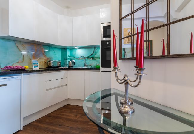 Апартаменты на Nice - LE ROYAL AP4456 by Riviera Holiday Homes Апартаменты на Nice - LE ROYAL AP4456 by Riviera Holiday Homes