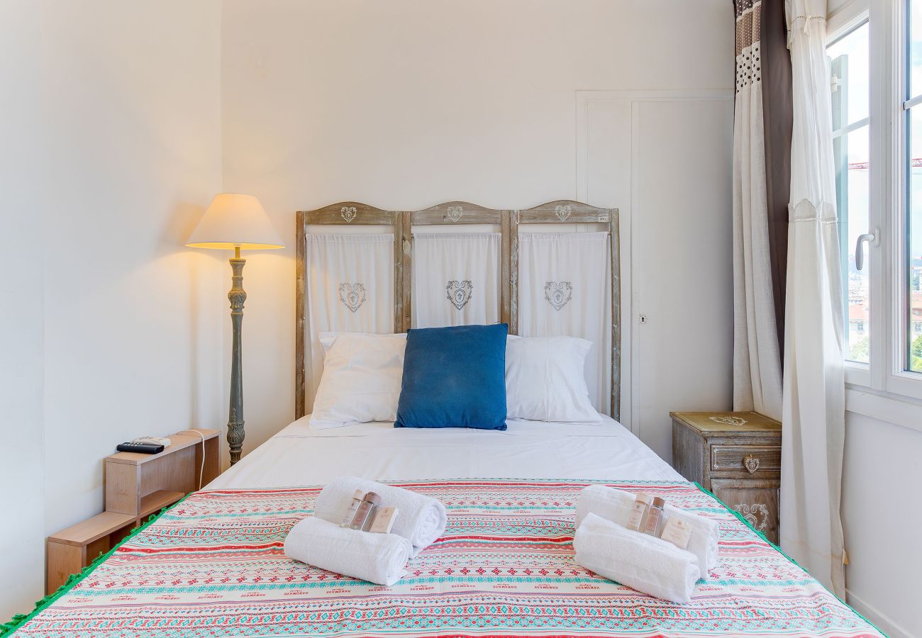 Апартаменты на Ницца / Nice - LE PAIROLIERE AP4461 by Riviera Holiday Homes