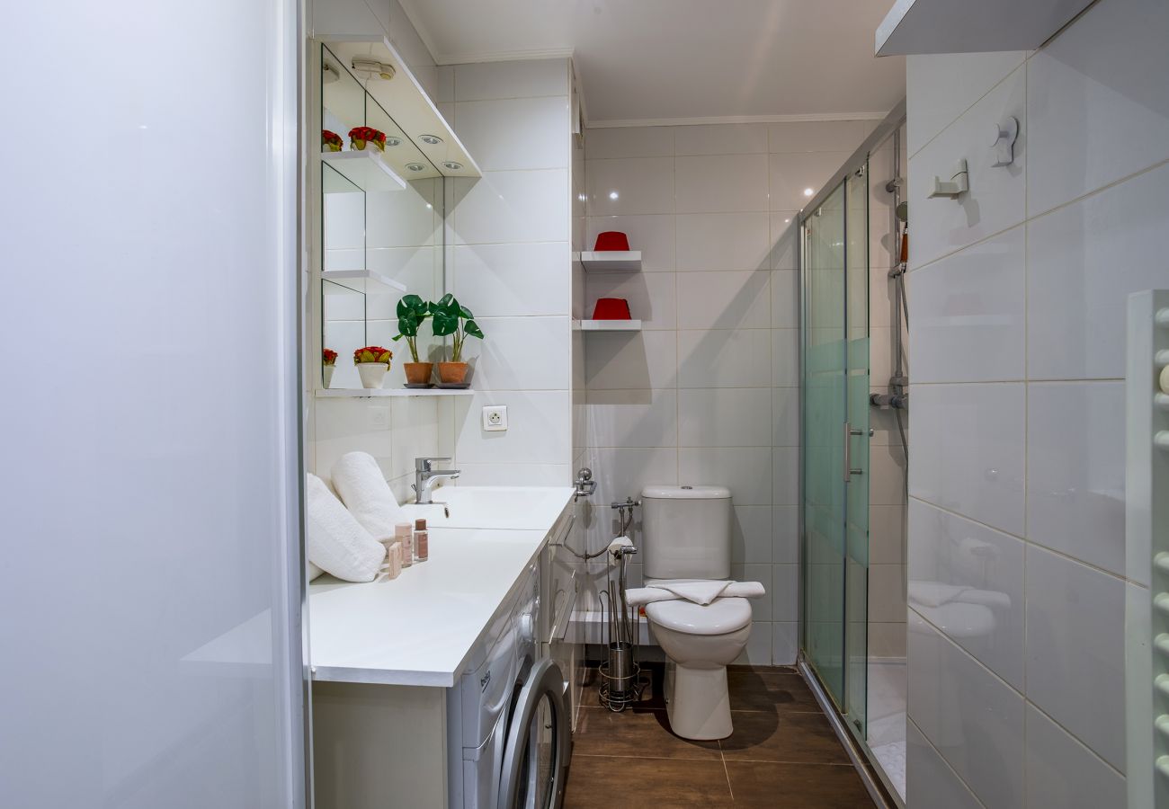Апартаменты на Ницца / Nice - LES CARAIBES AP4473 by Riviera Holiday Homes