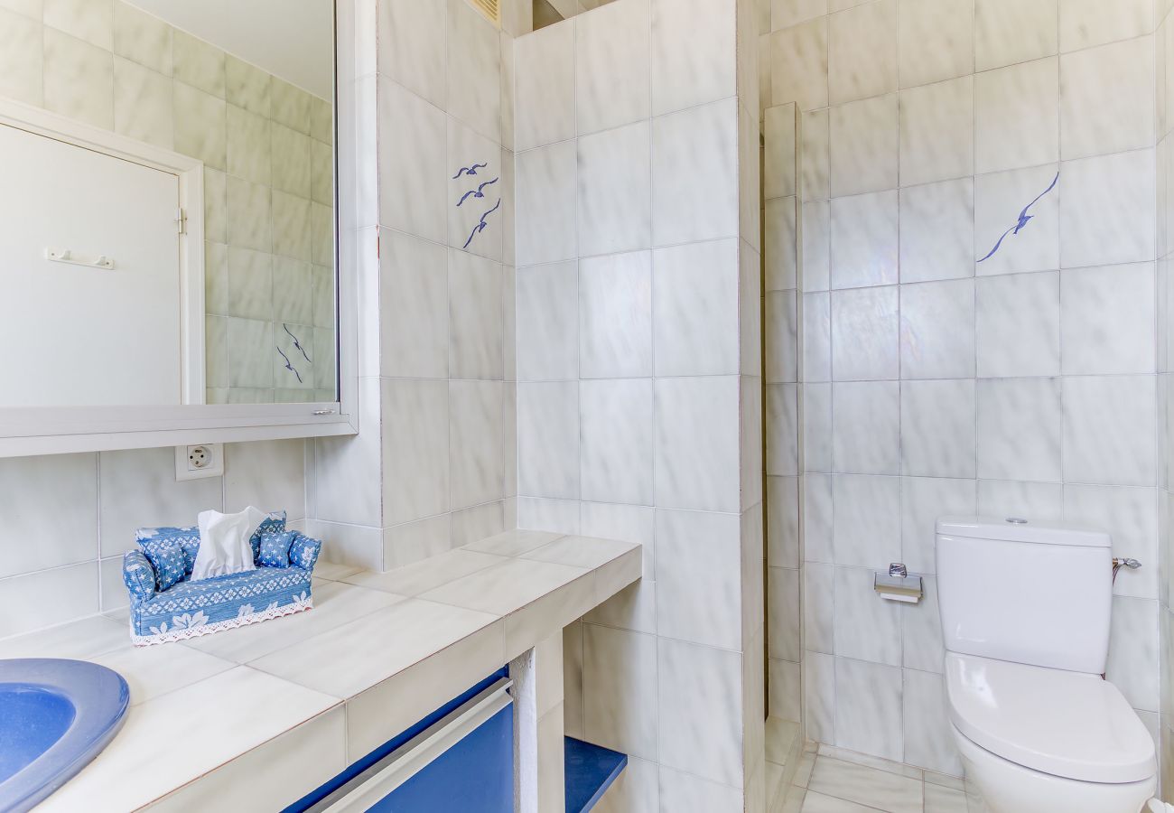 Вилла на Ницца / Nice - VILLA DYONIS VI4439 by Riviera Holiday Homes
