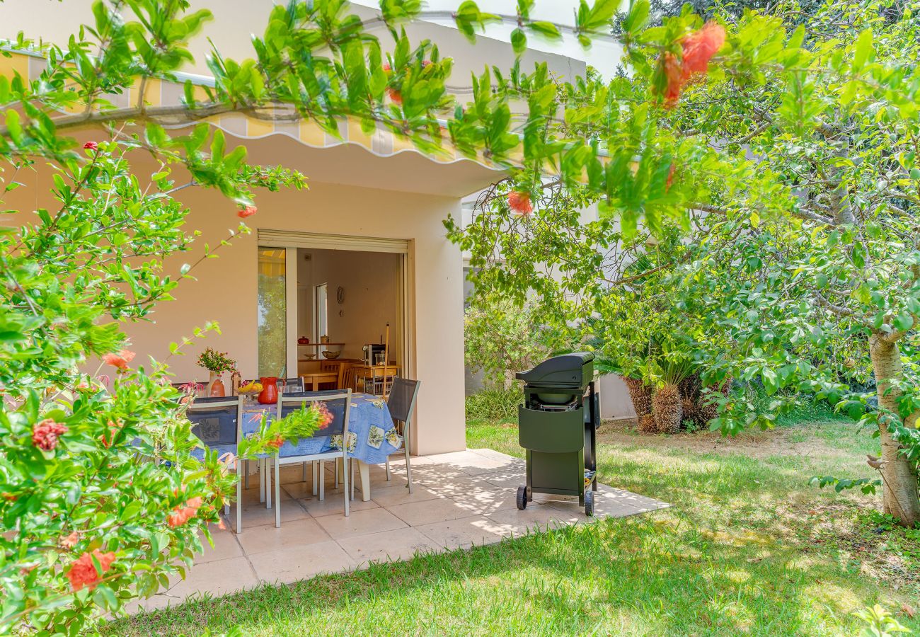Вилла на Ницца / Nice - VILLA DYONIS VI4439 by Riviera Holiday Homes