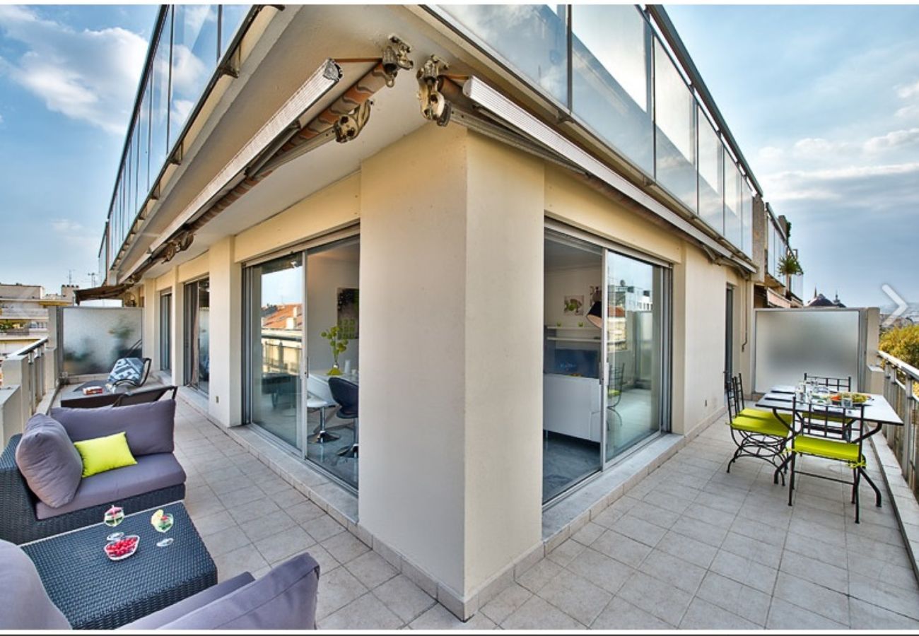 Апартаменты на Ницца / Nice - FRANCIA AZUR  AP4483 by RIVIERA HOLIDAY HOMES