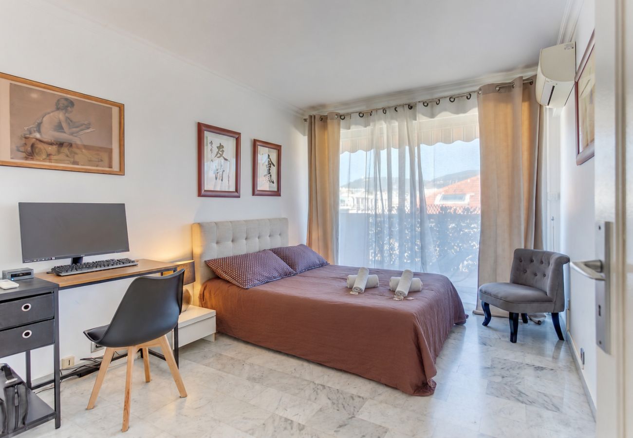 Апартаменты на Ницца / Nice - FRANCIA AZUR  AP4483 by RIVIERA HOLIDAY HOMES