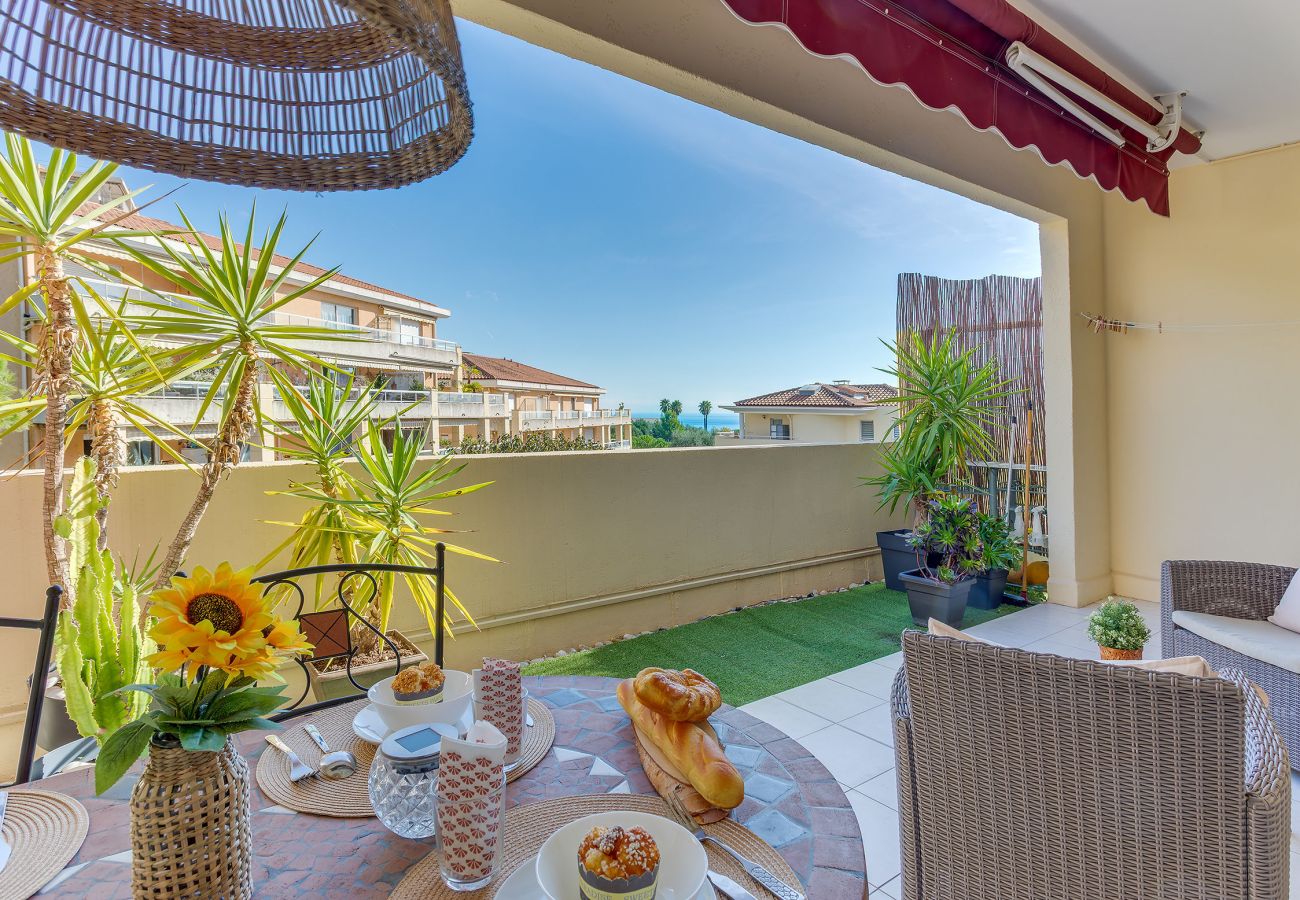 Апартаменты на Ницца / Nice - IMPERIA AP4490 by RIVIERA HOLIDAY HOMES