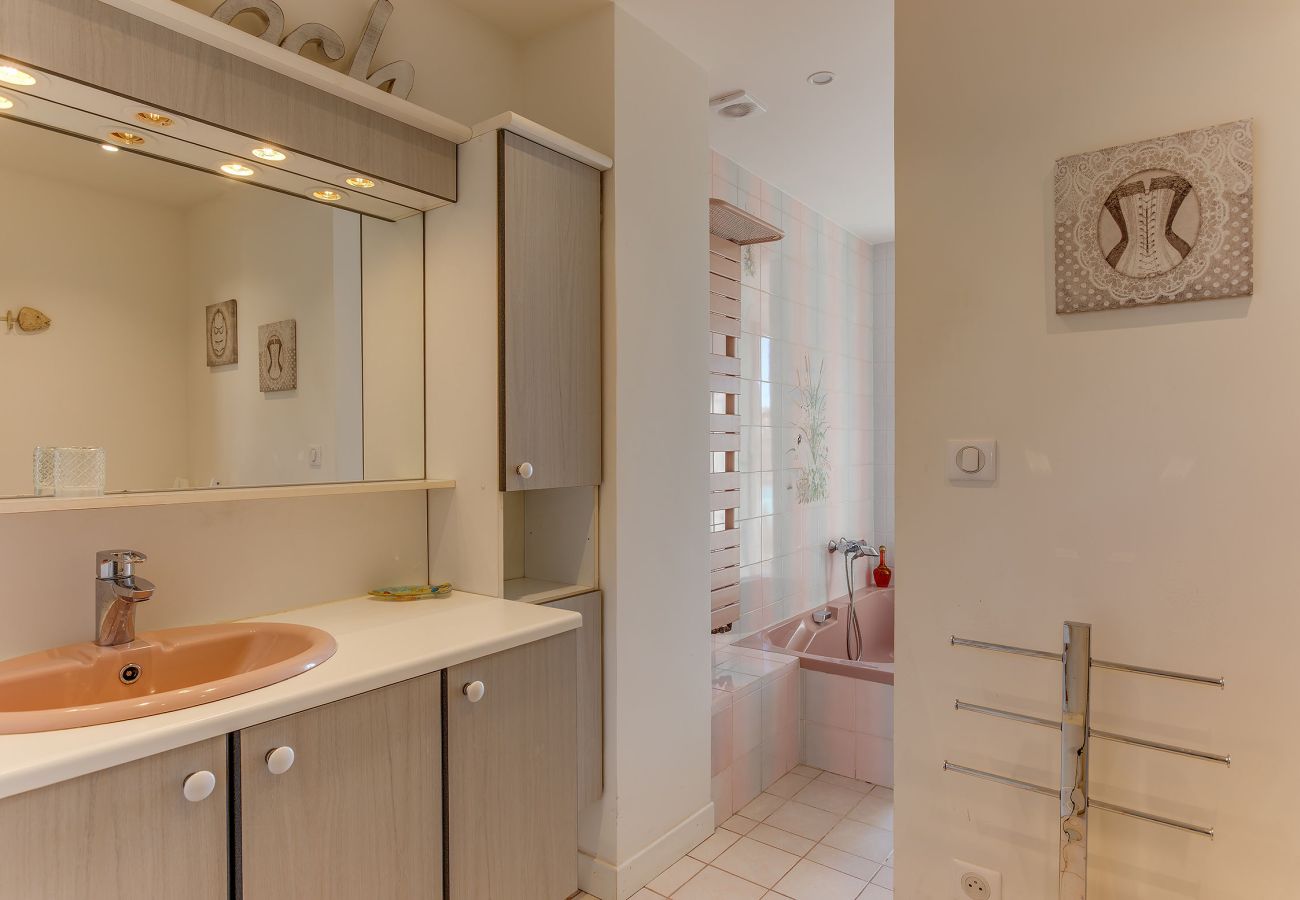 Вилла на Вильфранш-сюр-Мер - VILLA BELLA VISTA BAY VI4488 By Riviera Holiday Homes