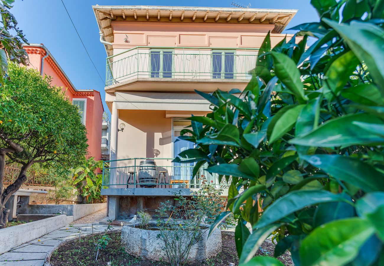 Вилла на Вильфранш-сюр-Мер - VILLA BELLA VISTA BAY VI4488 By Riviera Holiday Homes