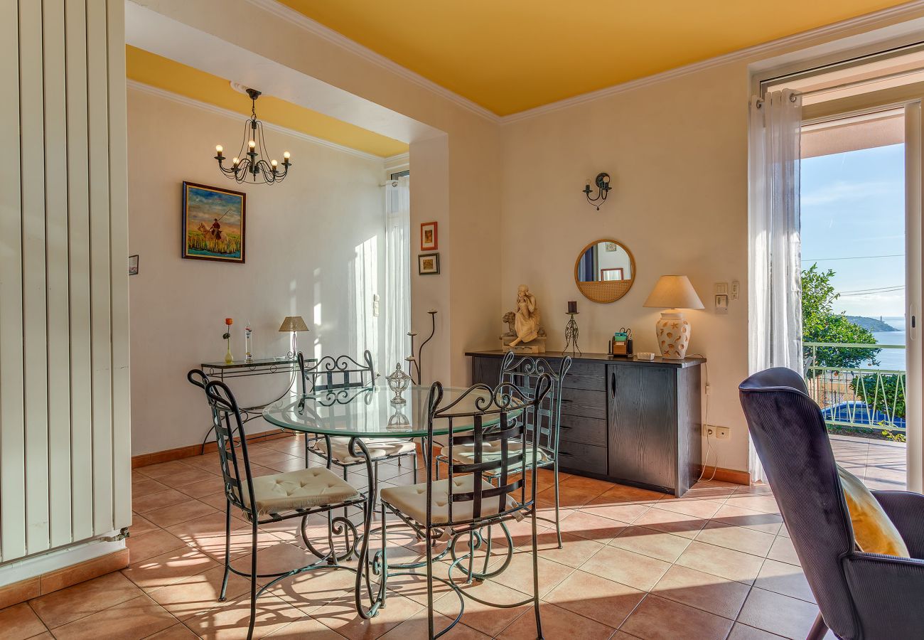 Вилла на Вильфранш-сюр-Мер - VILLA BELLA VISTA BAY VI4488 By Riviera Holiday Homes