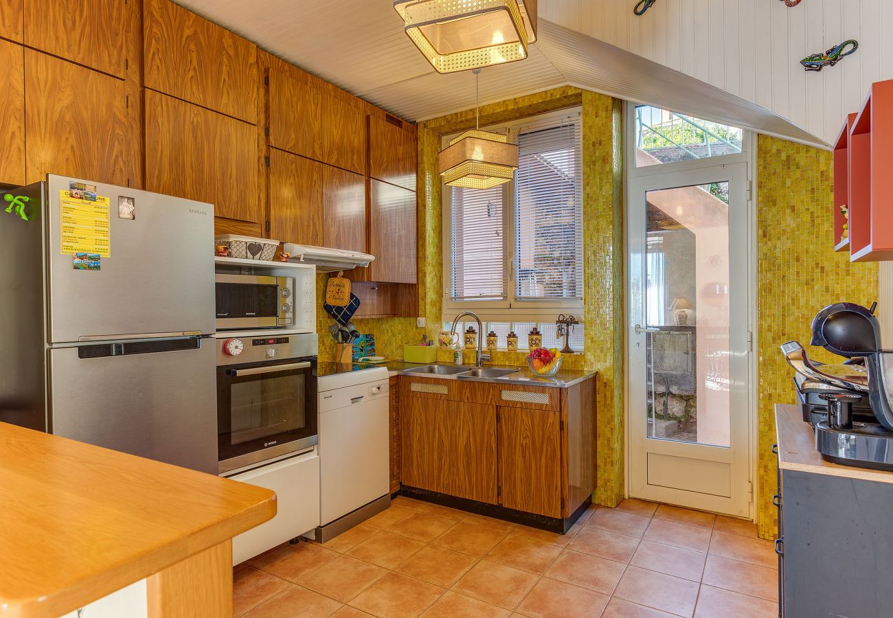 Вилла на Вильфранш-сюр-Мер - VILLA BELLA VISTA BAY VI4488 By Riviera Holiday Homes