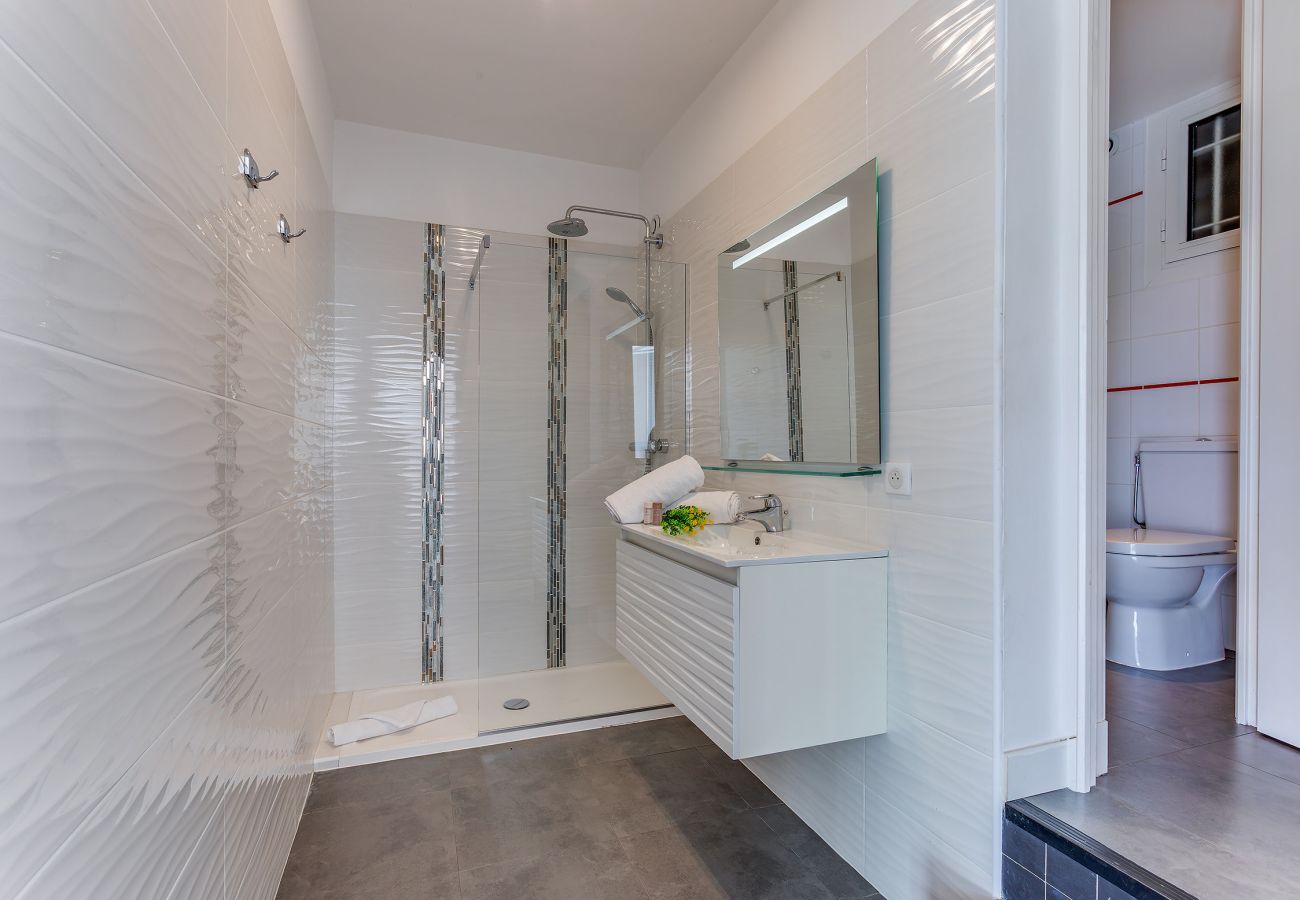 Вилла на La Colle-sur-Loup - VILLA LOUPA VI4489 by Riviera Holiday Homes