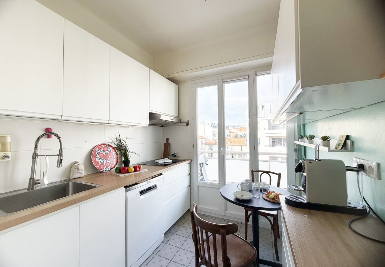 Апартаменты на Ницца / Nice - LIBERATION AP4494 by Riviera Holiday Homes 