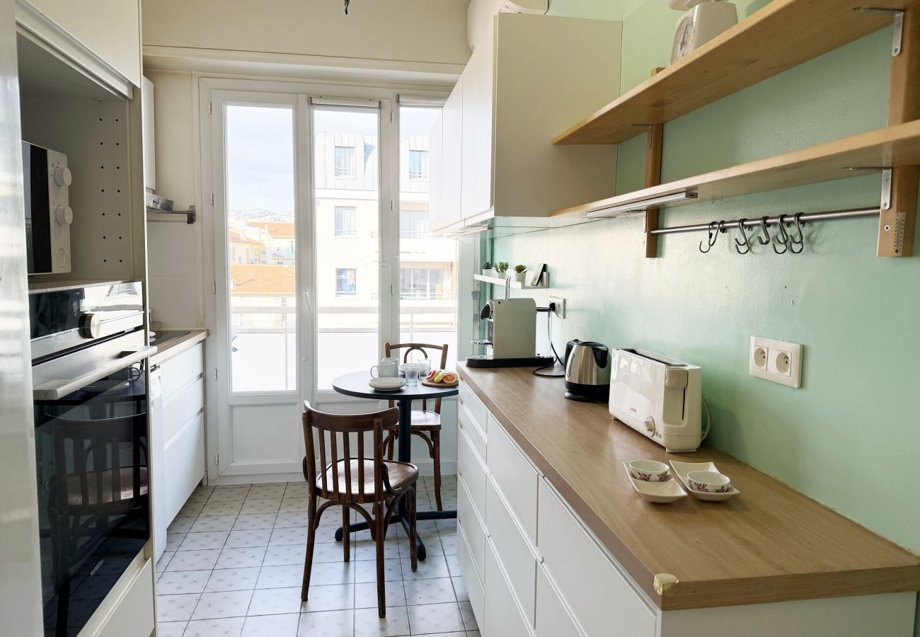 Апартаменты на Ницца / Nice - LIBERATION AP4494 by Riviera Holiday Homes 