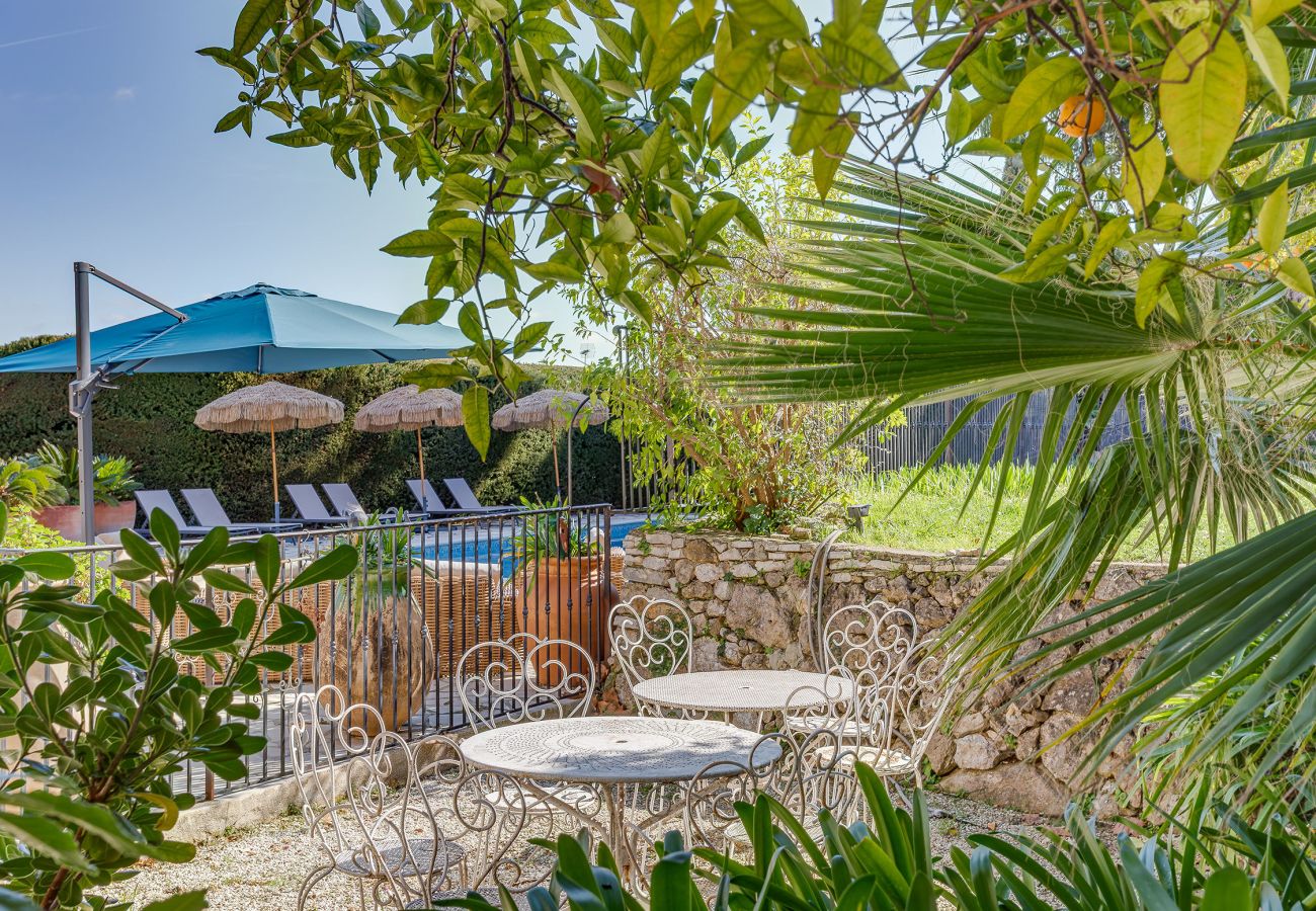 Вилла на Ванс - MAS ROSE VI4493 by Riviera Holiday Homes