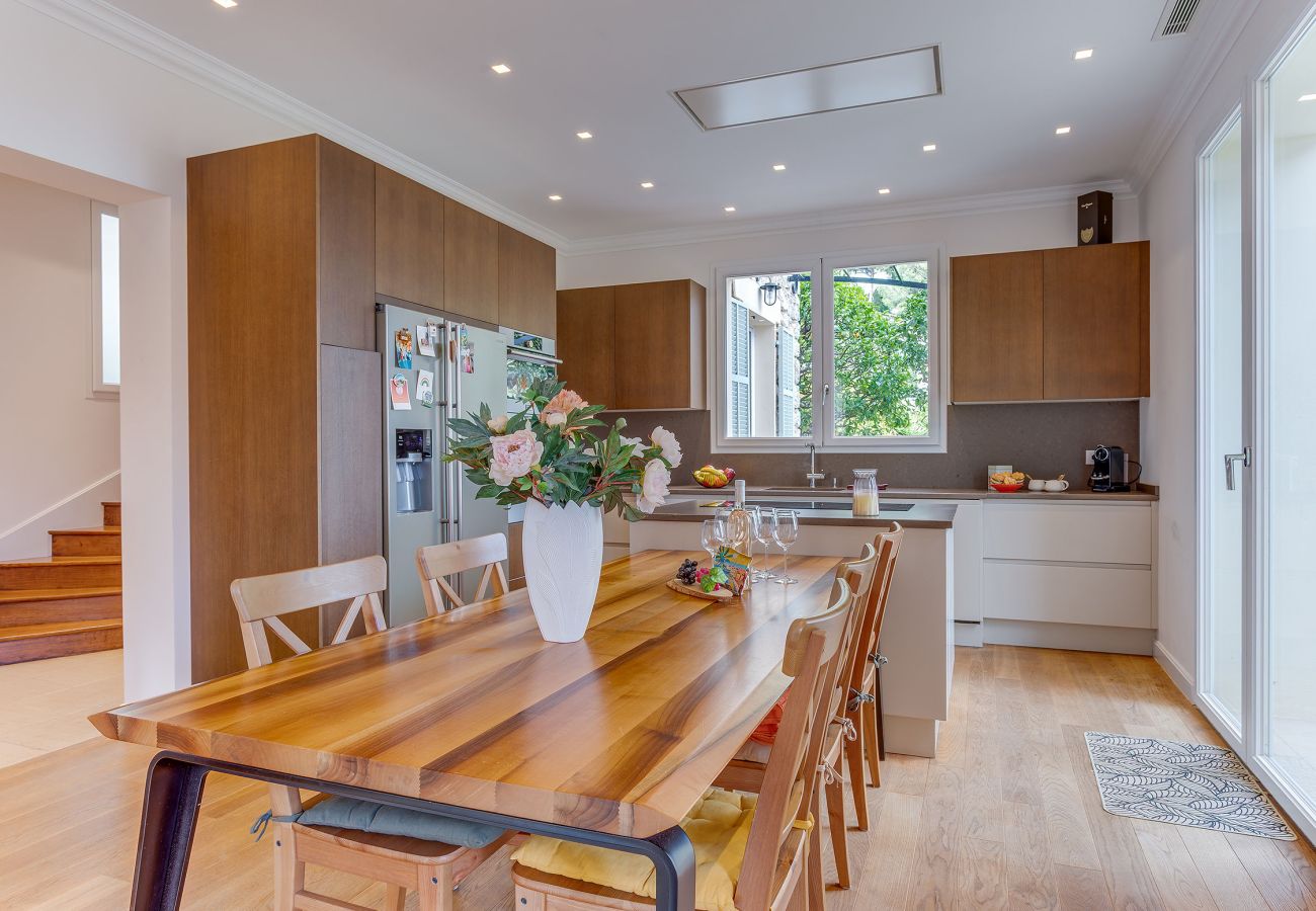 Вилла на Эз -  VILLA ANGEL VI4481 By Riviera Holiday Homes