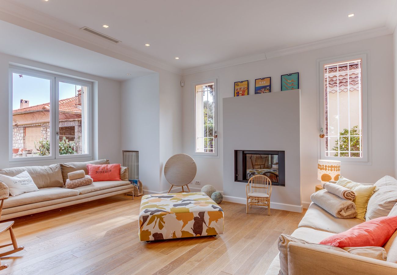 Вилла на Эз -  VILLA ANGEL VI4481 By Riviera Holiday Homes